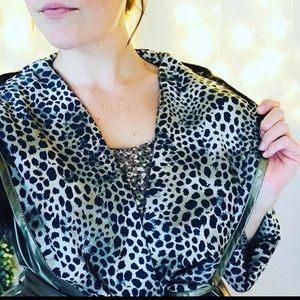 1990s TOTES Raincoat Leopard Print